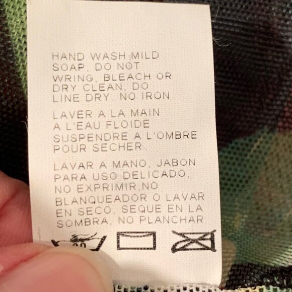 *HP* Beautiful flowery sheer beach cover up. - Picture 5 of 6